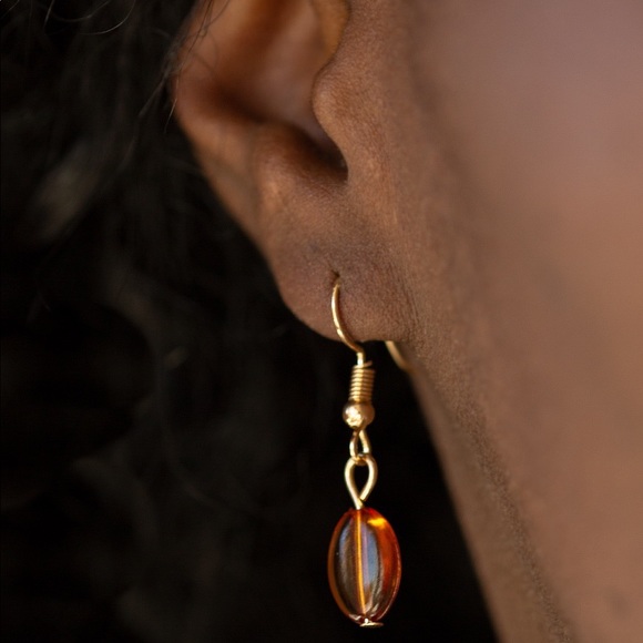 “Hissy Fit” - Picture 2 of 3